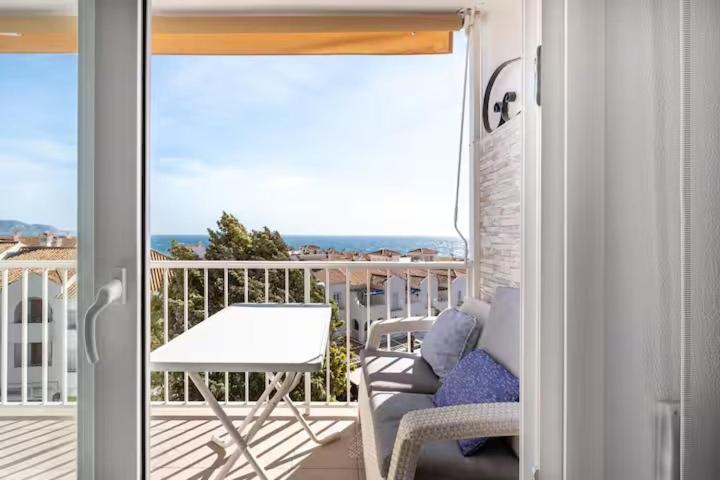 Rentitspain Vistas Unicas Apartment *